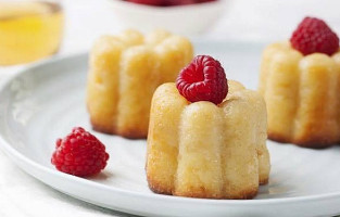 Le Coin Des Petits Fours food