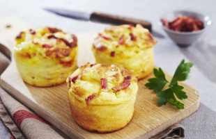 Le Coin Des Petits Fours food