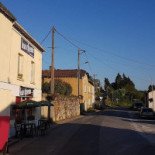 Les Orchidées outside