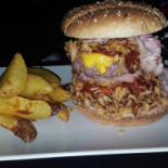 Howard's ValCenis food