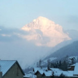 Howard's ValCenis outside