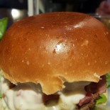 Howard's ValCenis food