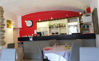 Le Marléone inside