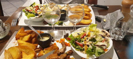 Le Bistrot food