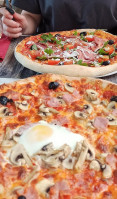 Le Bistrot food