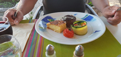 Hotel du Bourbonnais food