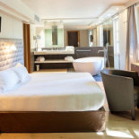 Le Pré Du Moulin Dentro