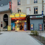 Pizza Loulou outside