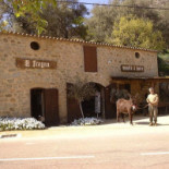 Pizza Loulou outside