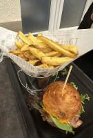 L'Arbre Blanc food