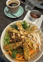 L'Arbre Blanc food