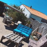 La Cabane De Tony outside