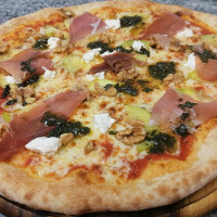 Pizzeria La Maïoun food