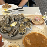 Dégustation Tonneau Huîtres Et Moules Boisson