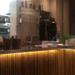 Eels À l'intérieur