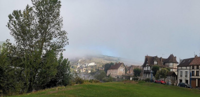 La Chaîne d'Or outside