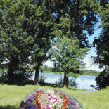 Le Pont De Thorey outside