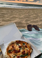 Madonnina à La Plage food