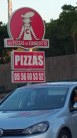 Les Pizzas De Charlotte outside