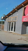 Les Pizzas De Charlotte outside