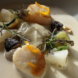 Le Puits Saint Jacques food