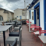 Chez Edouard outside