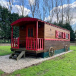 L'oiseau Perdu Exterior