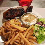 Le Pied Dans Le Plat Food