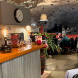 Le Pied Dans Le Plat Inside