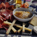 La Ferme Des Lindarets food