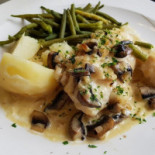 Chez Jacqueline food