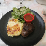 Chez Jacqueline food