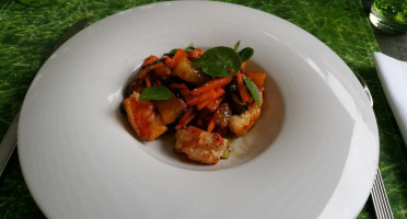 Chez Moi food