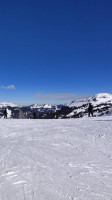 Le Passe-Montagne outside
