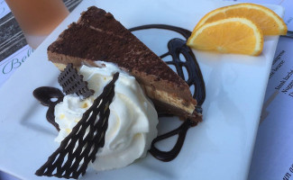 Le Bellebouche food