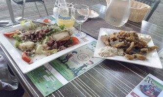 Le Bellebouche food