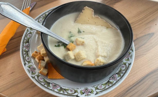 Mamo S Café food