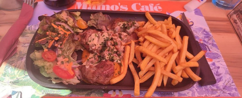 Mamo S Café food