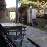 À Deux Pas Dupont Extérieur