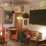 À Deux Pas Dupont À l'intérieur