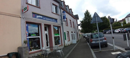 La Sarbacane outside