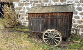 Gîte La Tsabone outside