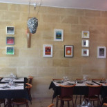 Les Marronniers Dentro