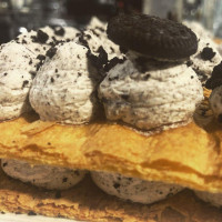 Les Garçons De Café food