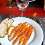 Les Contrebandiers Comida