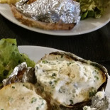 Les Contrebandiers Comida