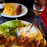 Les Contrebandiers Comida