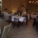 Le Mas Du Capoun inside