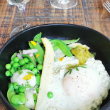 L'Herbe Rouge Comida