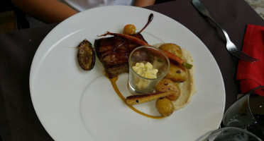 Le P'tit Noirmout food